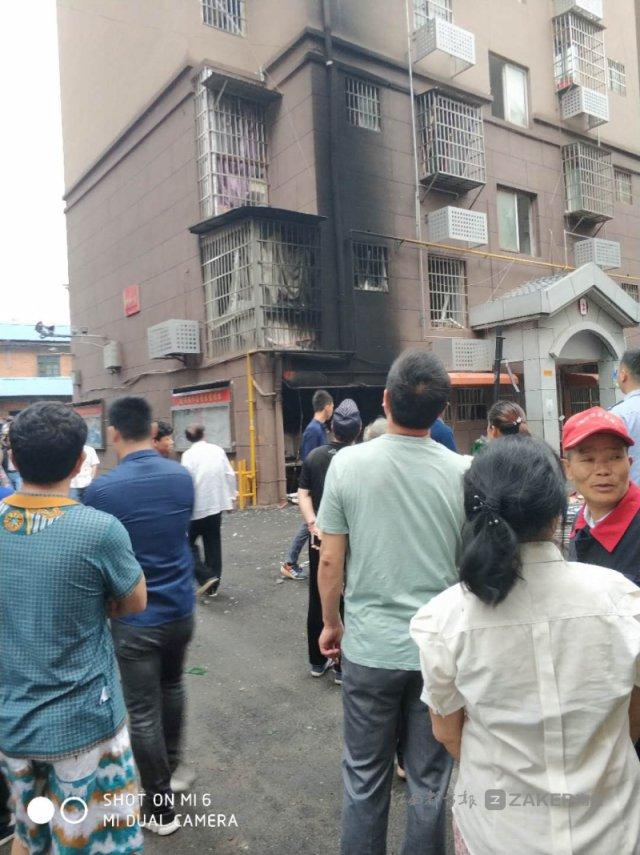 南昌新建區(qū)一小區(qū)煤氣罐爆炸， 4 人受傷